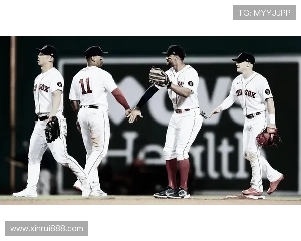 2006年洋基与红袜的经典对决回顾与精彩瞬间分析 2006年洋基与红袜的经典对决回顾与精彩瞬间分析