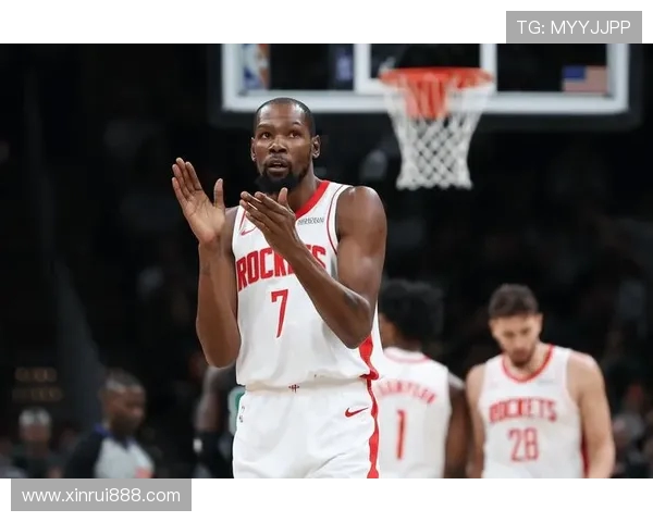 火箭队与国王队激战四月三日NBA精彩对决回顾与分析