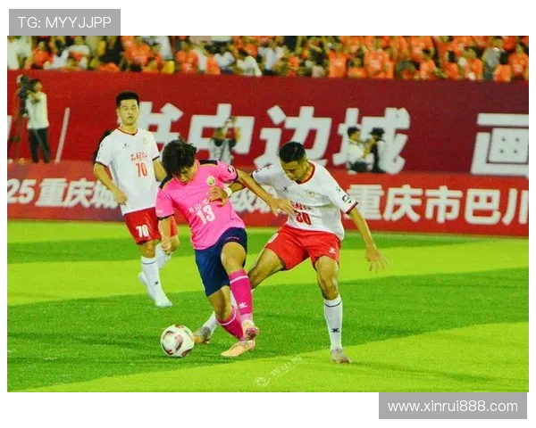 重庆足球队进攻策略分析与防守漏洞探讨