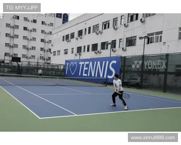 杭州网球队的团队协作揭秘：网球巨献背后的默契与拼搏精神